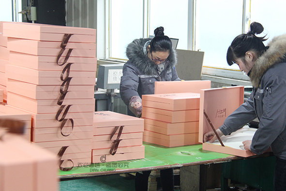 化妝品包裝盒生產(chǎn)廠